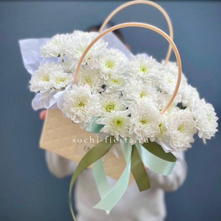 Сумочка с хризантемами в Щёлкове