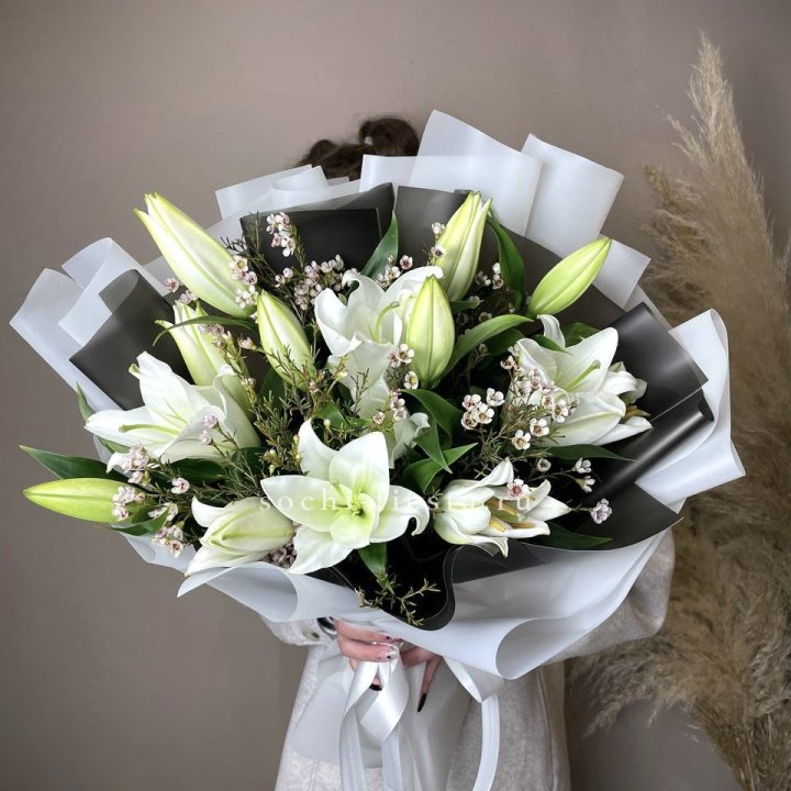 Букет лилий Снежная королева в Щёлкове