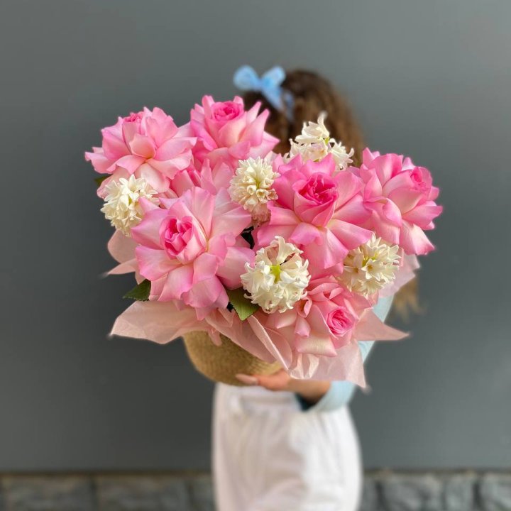 Дуо розы и гиацинты с доставкой в Щёлкове