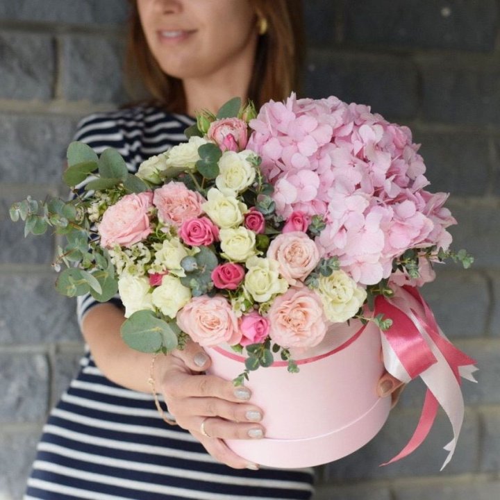 Дизайнерский цилиндр №1 с доставкой в Щёлкове