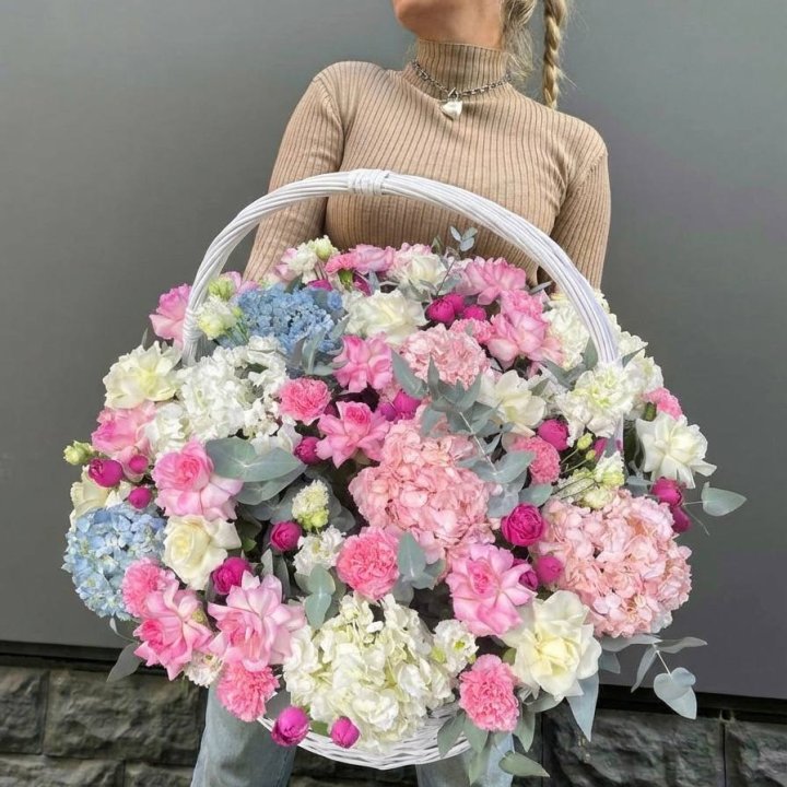 Цветочная корзина №3 с доставкой в Щёлкове