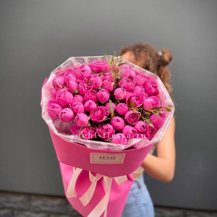 Кустовые розы букет Мисти Баблс с доставкой в Щёлкове