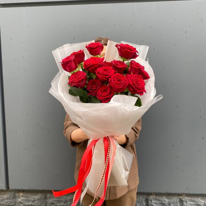 15 высоких роз  в Щёлкове