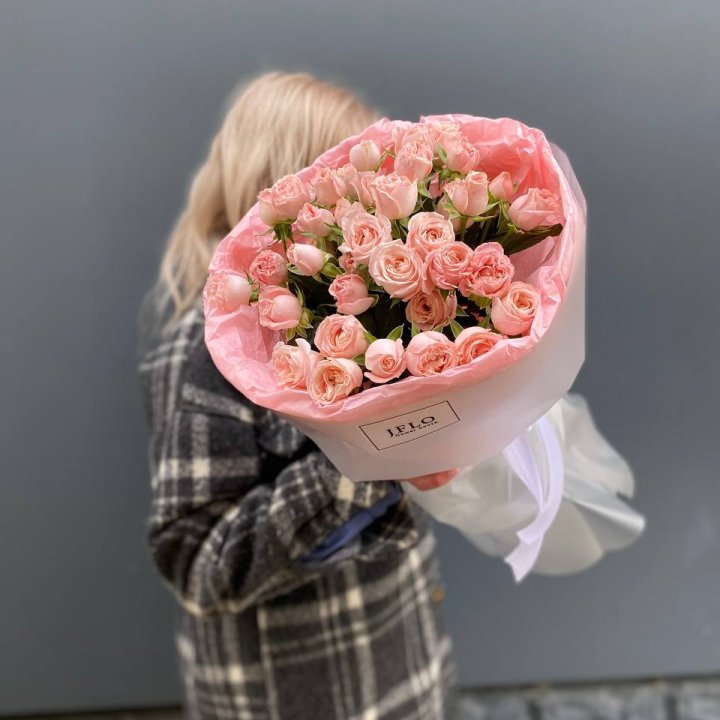11 роз бомбастик в Щёлкове