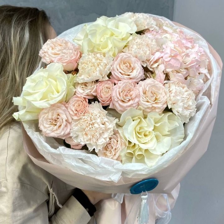 Дизайнерский букет "Джентел" в Щёлкове