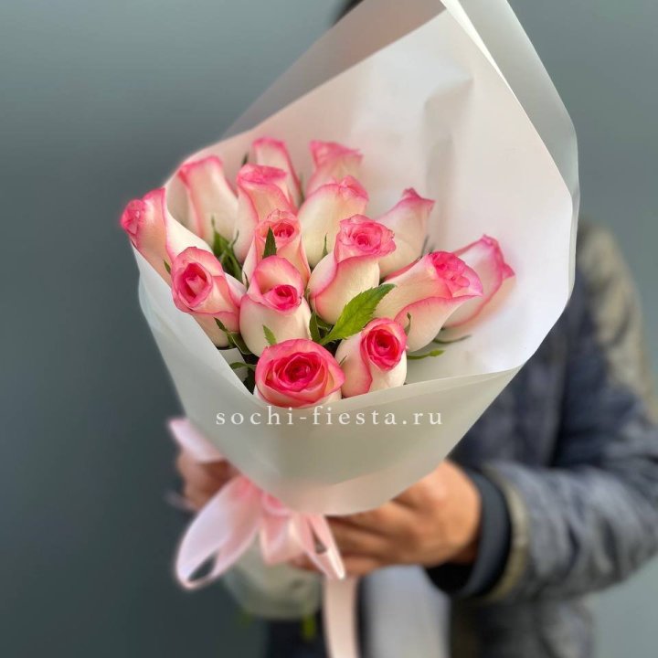 15 роз "Джумилия" в Щёлкове