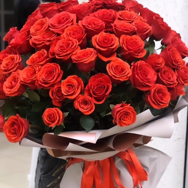 Букет высоких эквадорских роз  в Щёлкове