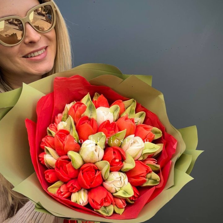 Зефирный букет из тюльпанов с доставкой в Щёлкове